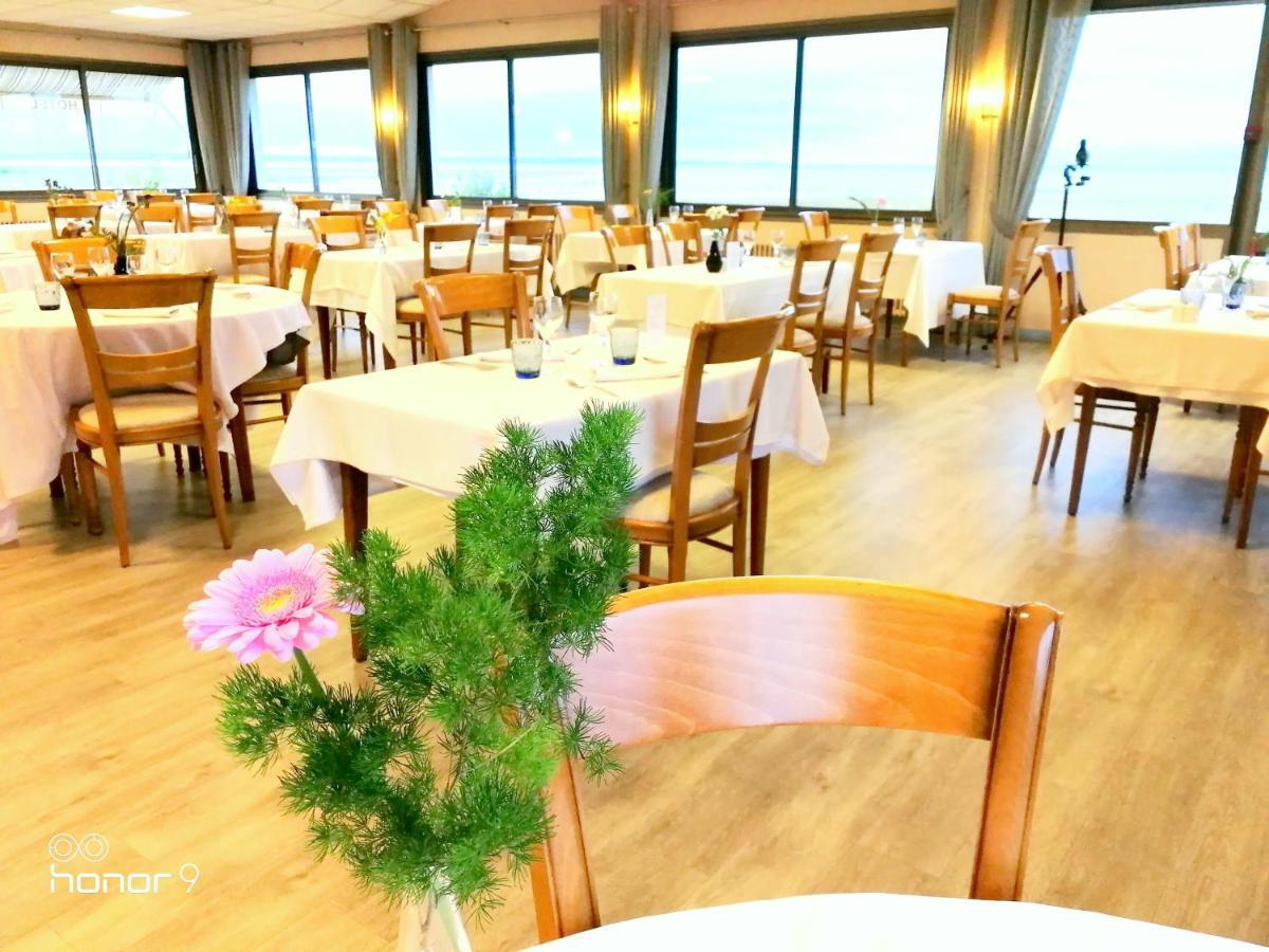 Logis Hotel Le Bretagne Le Vivier-sur-Mer Exterior foto